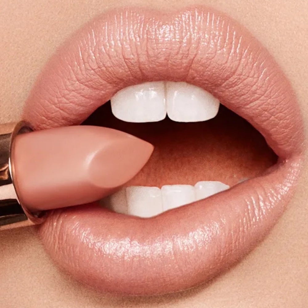 Charlotte Tilbury “Penelope Pink” Lipstick - Picture 2 of 9